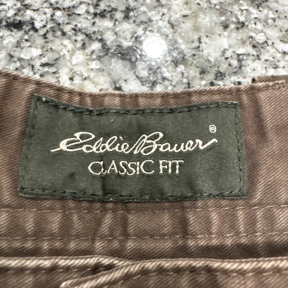 Eddie Bauer Jeans Men's 33x32 Straight Classic Fit Brown Denim Casual Work Hike - Picture 4 of 12